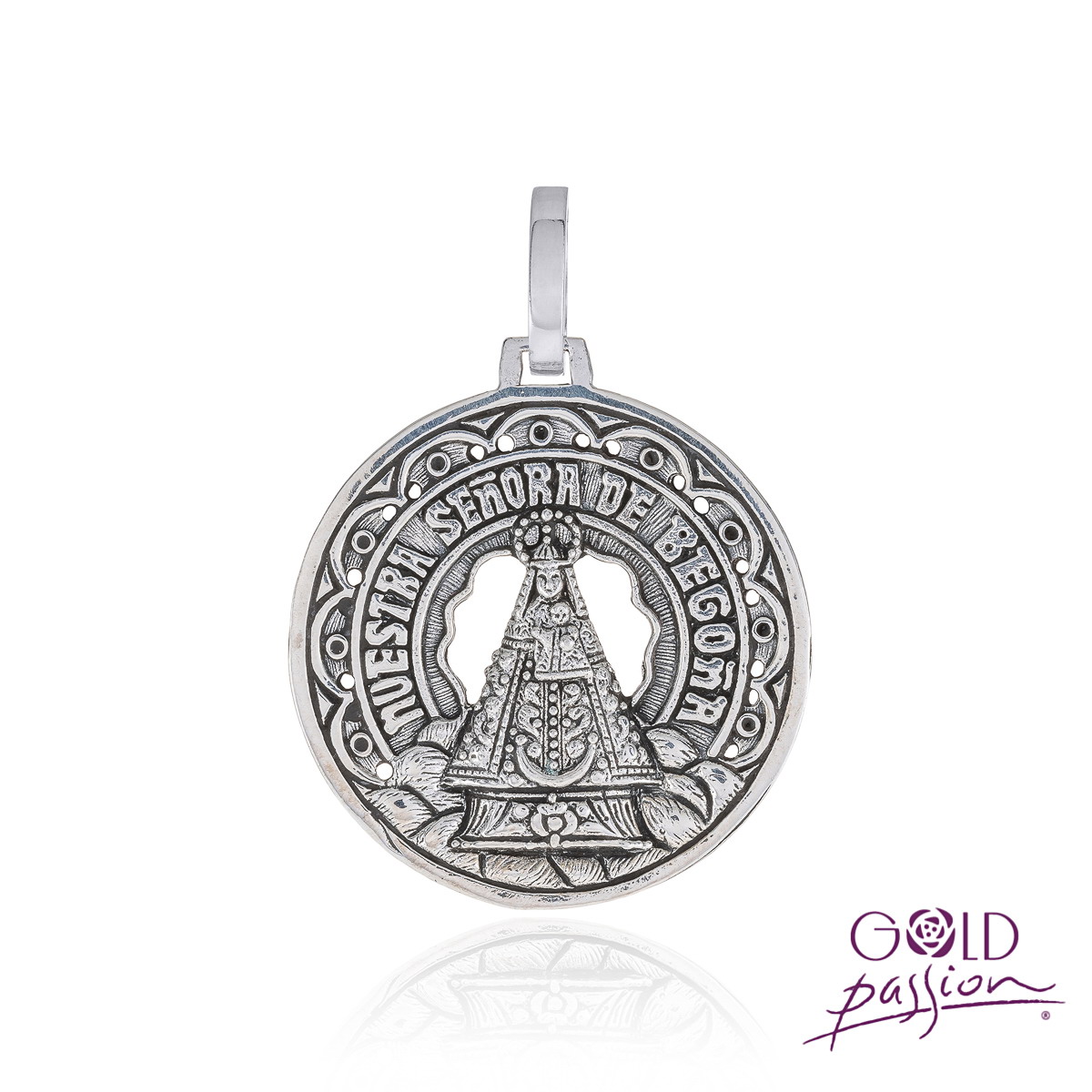 Medalla Virgen de Begoña fabricada en plata Medalla Virgen de Begoña fabricada en plata