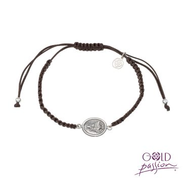 Pulsera macramé en color marrón con chapa de Virgen de Covadonfga en plata- Goldpassion fabricante de joyería y platería